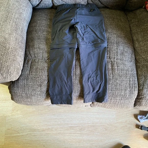 Kids LL Bean Gray Zip Off Convertible Hiker Pant - Picture 3 of 3